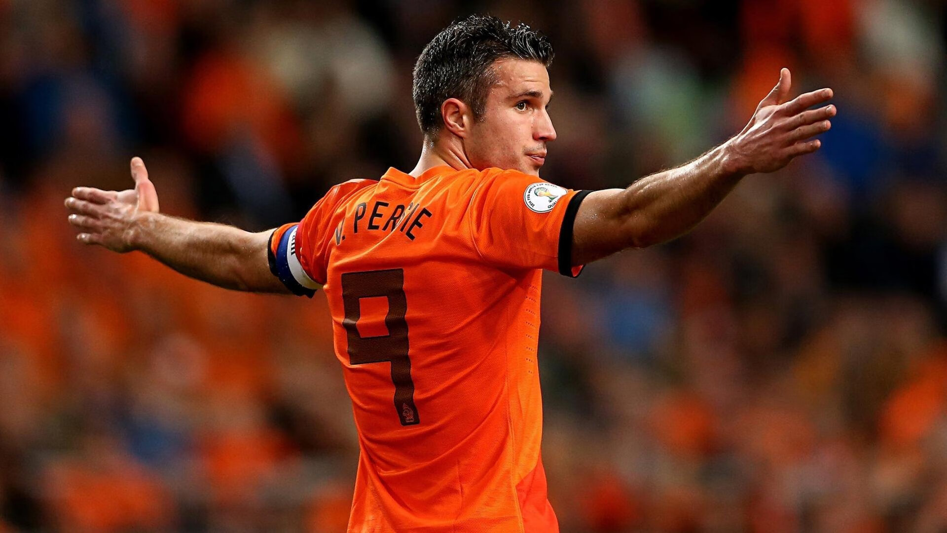 国足年度替补球员得分参与率统计，国际足球替补人员的人数是多少